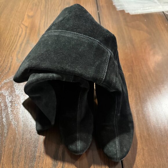 La Canadienne Black Suede Platform Knee-High Boots - Picture 5 of 6